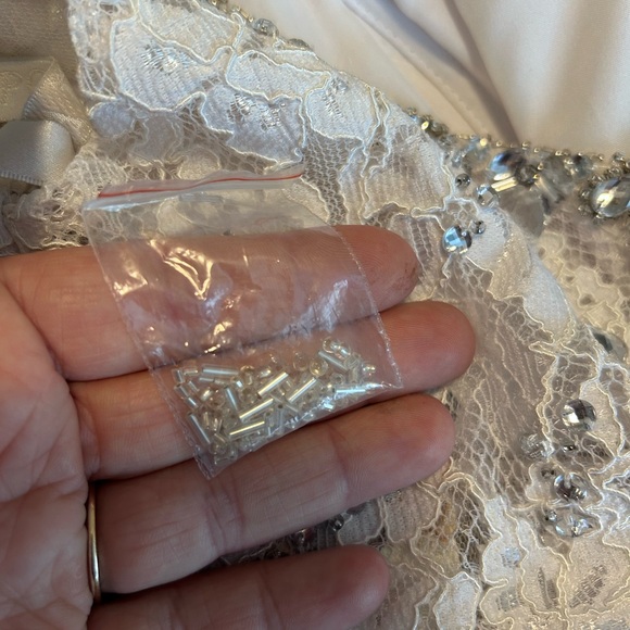 Two piece white formal gown size 4 - Picture 7 of 8